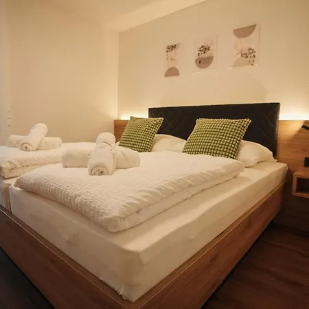 Be Grand Apartamento Rust